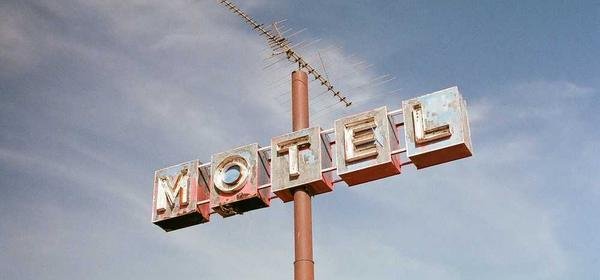 Jak skutecznie powtarzać słownictwo? Metoda SRS w praktyce